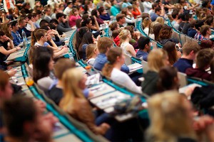 В России 12 вузов лишились лицензии В России 12 вузов лишились лицензии