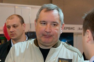 Строители обучили Рогозина виртуозному мату Строители обучили Рогозина виртуозному мату