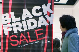 Как россиян обманывали в "Черную пятницу" Как россиян обманывали в "Черную пятницу"