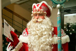 Украинского Деда Мороза обвинили в коммунизме Украинского Деда Мороза обвинили в коммунизме