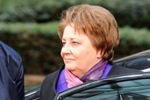 Премьер-министр Латвии подала в отставку Премьер-министр Латвии подала в отставку