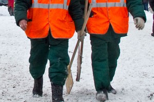 Дворник пытался снять скальп с москвича Дворник пытался снять скальп с москвича