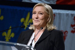 Марин Ле Пен сравнили с Жанной д‘Арк Марин Ле Пен сравнили с Жанной д‘Арк