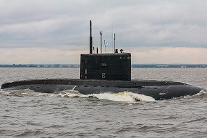 Россия обстреляла "ИГ" из-под воды (видео) Россия обстреляла "ИГ" из-под воды (видео)