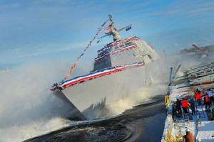 Новейший корабль США сломался в открытом море Новейший корабль США сломался в открытом море