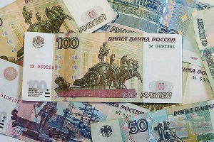 Россияне вернулись к наличному расчету Россияне вернулись к наличному расчету