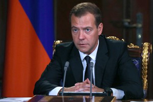 Медведев уволил 10% чиновников Медведев уволил 10% чиновников