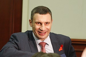 Кличко провел корпоратив с голыми музыкантами Кличко провел корпоратив с голыми музыкантами