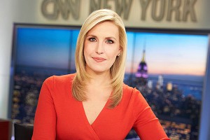 Ведущая упала в обморок в прямом эфире (видео) Ведущая упала в обморок в прямом эфире (видео)