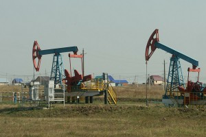 Россия обновила рекорд по добыче нефти Россия обновила рекорд по добыче нефти