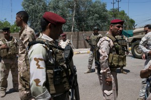 Боевики захватили торговый центр в Багдаде Боевики захватили торговый центр в Багдаде