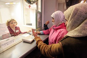 Мигрантов в России обложат новой пошлиной Мигрантов в России обложат новой пошлиной