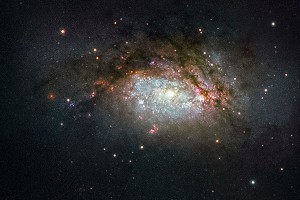 Hubble снял гигантское космическое ДТП Hubble снял гигантское космическое ДТП