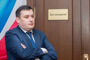 Жен чиновников могут ограничить в бизнесе Жен чиновников могут ограничить в бизнесе