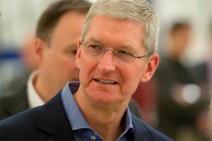 Глава Apple раскритиковал Белый дом Глава Apple раскритиковал Белый дом