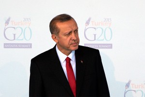 Эрдоган игнорирует "ИГ" ради рейтинга Эрдоган игнорирует "ИГ" ради рейтинга