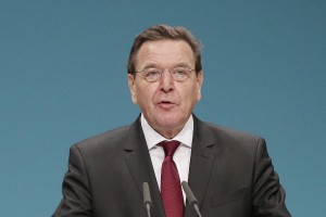 Шредер назвал продление санкций абсурдом Шредер назвал продление санкций абсурдом