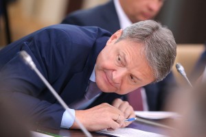 У Ткачева хотят узнать об агробизнесе семьи У Ткачева хотят узнать об агробизнесе семьи