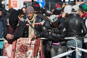 Африканцы напали на трансгендеров в Германии Африканцы напали на трансгендеров в Германии