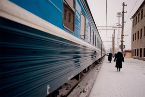 Подростки c битами напали на пассажиров в Москве Подростки c битами напали на пассажиров в Москве