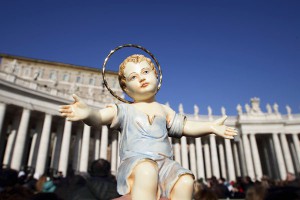 Румынка родила дочь на площади Святого Петра Румынка родила дочь на площади Святого Петра