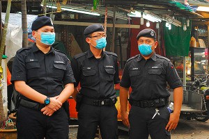 В Малайзии на пляже нашли 13 трупов В Малайзии на пляже нашли 13 трупов