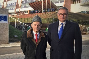 Касьянов снова обещает вернуть Крым Украине Касьянов снова обещает вернуть Крым Украине