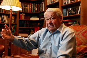 Россияне стали хуже относиться к Ельцину Россияне стали хуже относиться к Ельцину