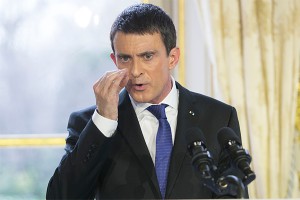 Премьера Франции угостили белым порошком Премьера Франции угостили белым порошком