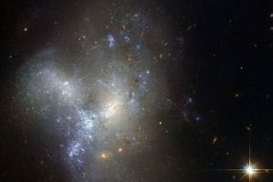 Hubble запечатлел рождение галактики Hubble запечатлел рождение галактики