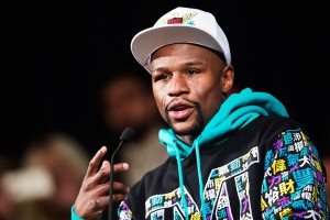 Богатейший боксер хочет лесопилку в России Богатейший боксер хочет лесопилку в России