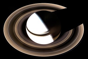 Ученые раскрыли иллюзию колец Сатурна Ученые раскрыли иллюзию колец Сатурна