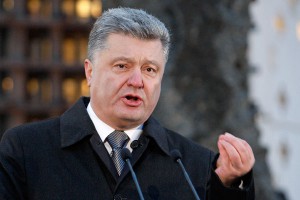 Порошенко по-новому поделил Украину Порошенко по-новому поделил Украину