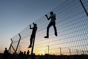 Нетаньяху хочет обнести Израиль забором Нетаньяху хочет обнести Израиль забором