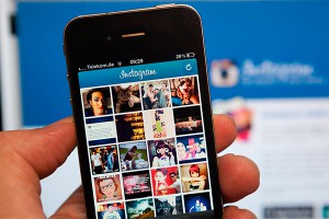 Instagram разрешил читать чужие сообщения Instagram разрешил читать чужие сообщения