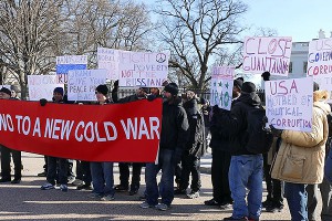 Обаме советуют убрать руки от России Обаме советуют убрать руки от России