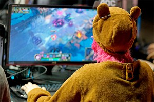 Роскомнадзор возьмется за онлайн-игры Роскомнадзор возьмется за онлайн-игры