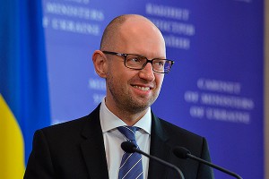 Порошенко с Яценюком разыграли спектакль Порошенко с Яценюком разыграли спектакль