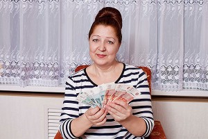 Пенсии хотят повысить за счет больших зарплат Пенсии хотят повысить за счет больших зарплат