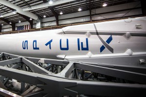 SpaceX отложила запуск ракеты Falcon 9 SpaceX отложила запуск ракеты Falcon 9