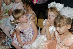 Малыши в Ярцево скажут спасибо взрослым Малыши в Ярцево скажут спасибо взрослым