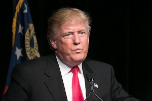 Трампа подвел роскошный зад Трампа подвел роскошный зад