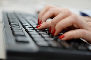 Выпущен первый российский компьютер Выпущен первый российский компьютер