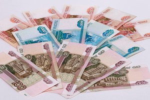 Россияне по-прежнему хранят деньги в рублях Россияне по-прежнему хранят деньги в рублях