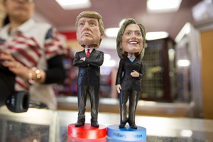 Трамп пообещал задать жару Клинтон Трамп пообещал задать жару Клинтон