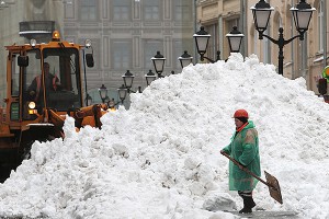 За рекордным снегопадом Москву зальет дождь За рекордным снегопадом Москву зальет дождь