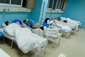 В Румынии на поминках отравились сто человек В Румынии на поминках отравились сто человек