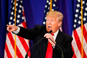 Трампа сравнили с Гитлером Трампа сравнили с Гитлером