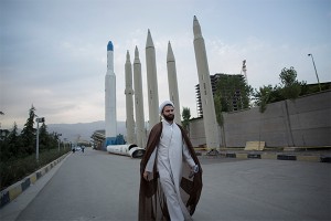 Иран пригрозил Израилю ракетами Иран пригрозил Израилю ракетами