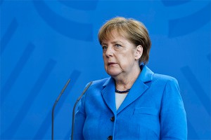 Меркель теряет позиции в Германии Меркель теряет позиции в Германии